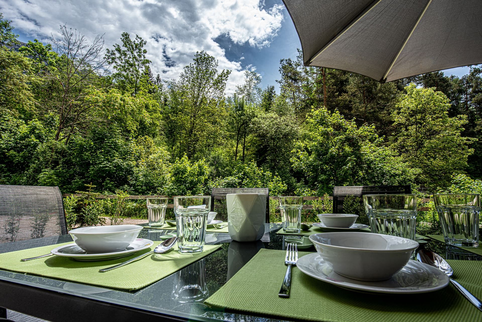 breakfast in the garden moar muehle voels am schlern